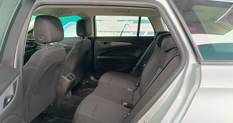 Opel Insignia cena 68900 przebieg: 117000, rok produkcji 2019 z Chełm małe 667